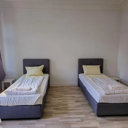 Apartamento Grosszuegiges Mit Balkon Und 3 Schlafzimmern Neumünster